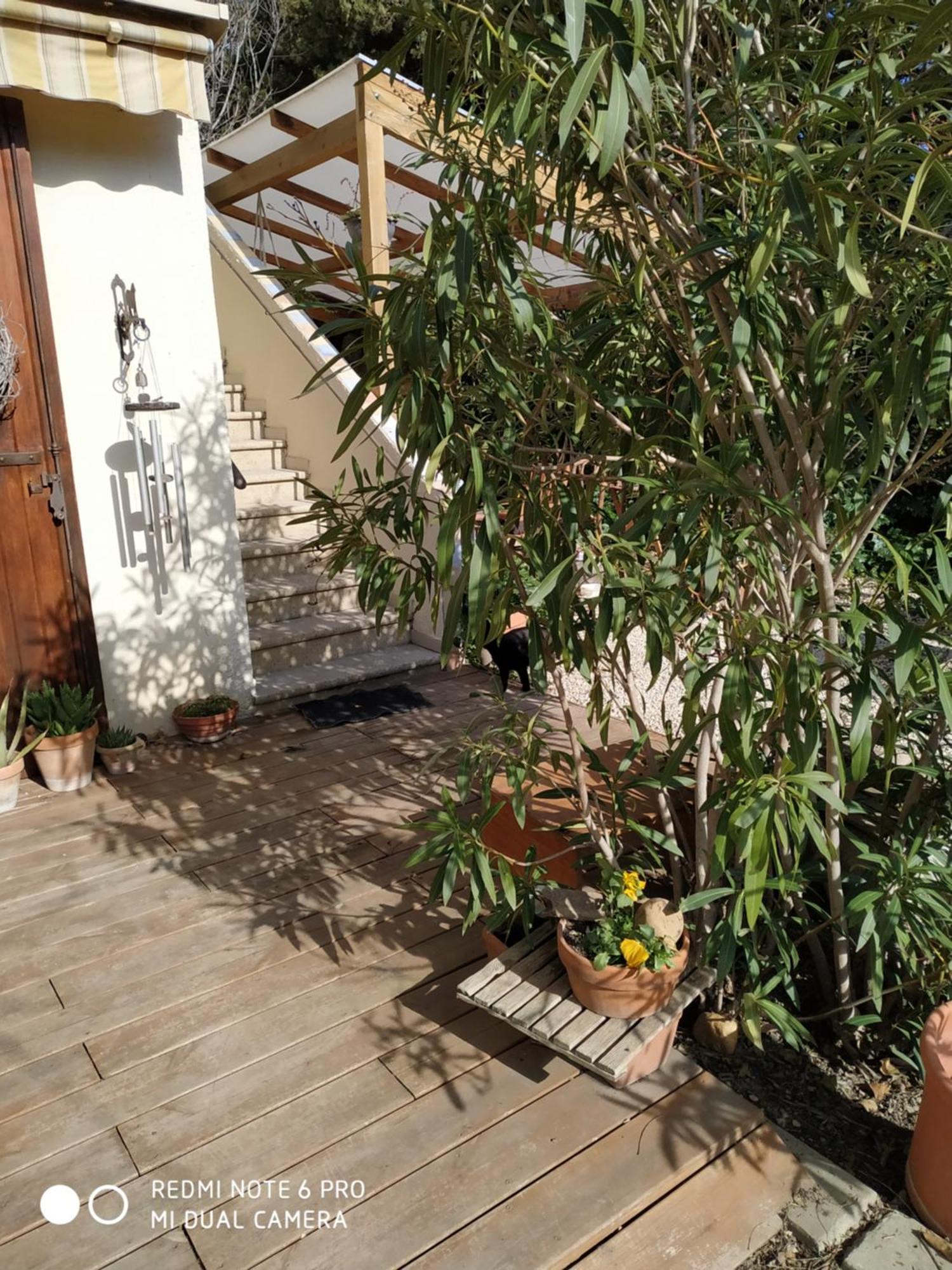 En Ville Avec Un Air De Campagne Arles Eksteriør bilde