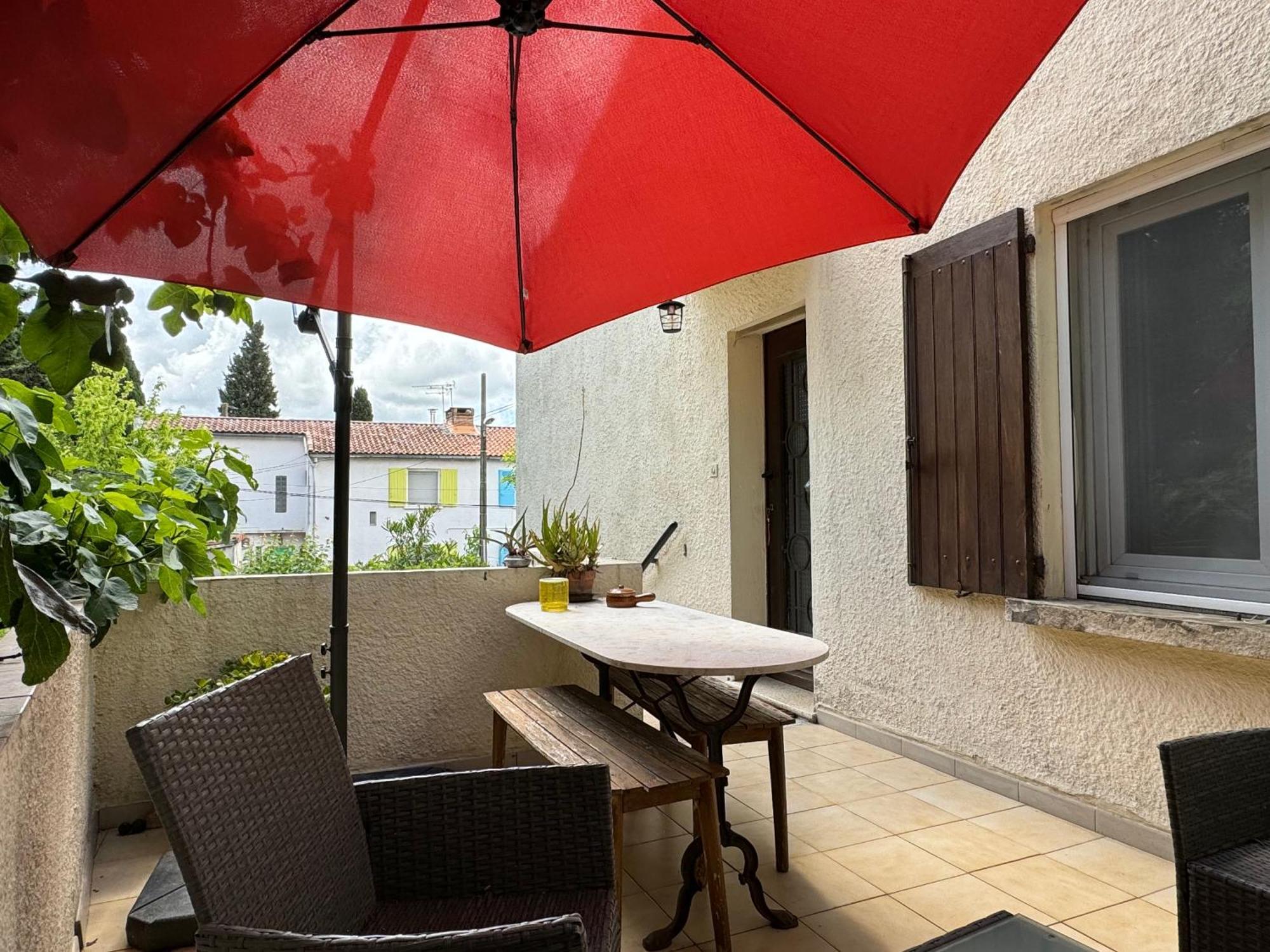 En Ville Avec Un Air De Campagne Arles Eksteriør bilde